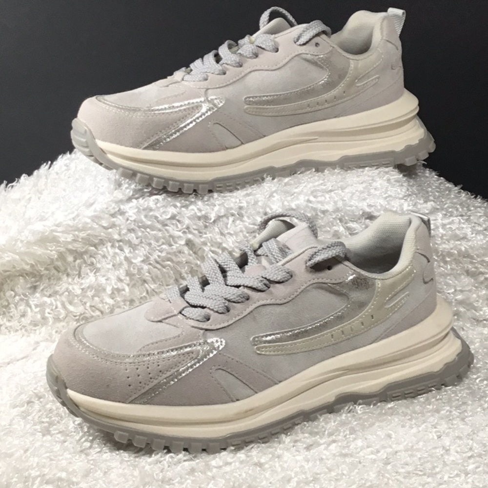 Blowfish Gray Sneakers with Platform Sole and Lace-Up Design